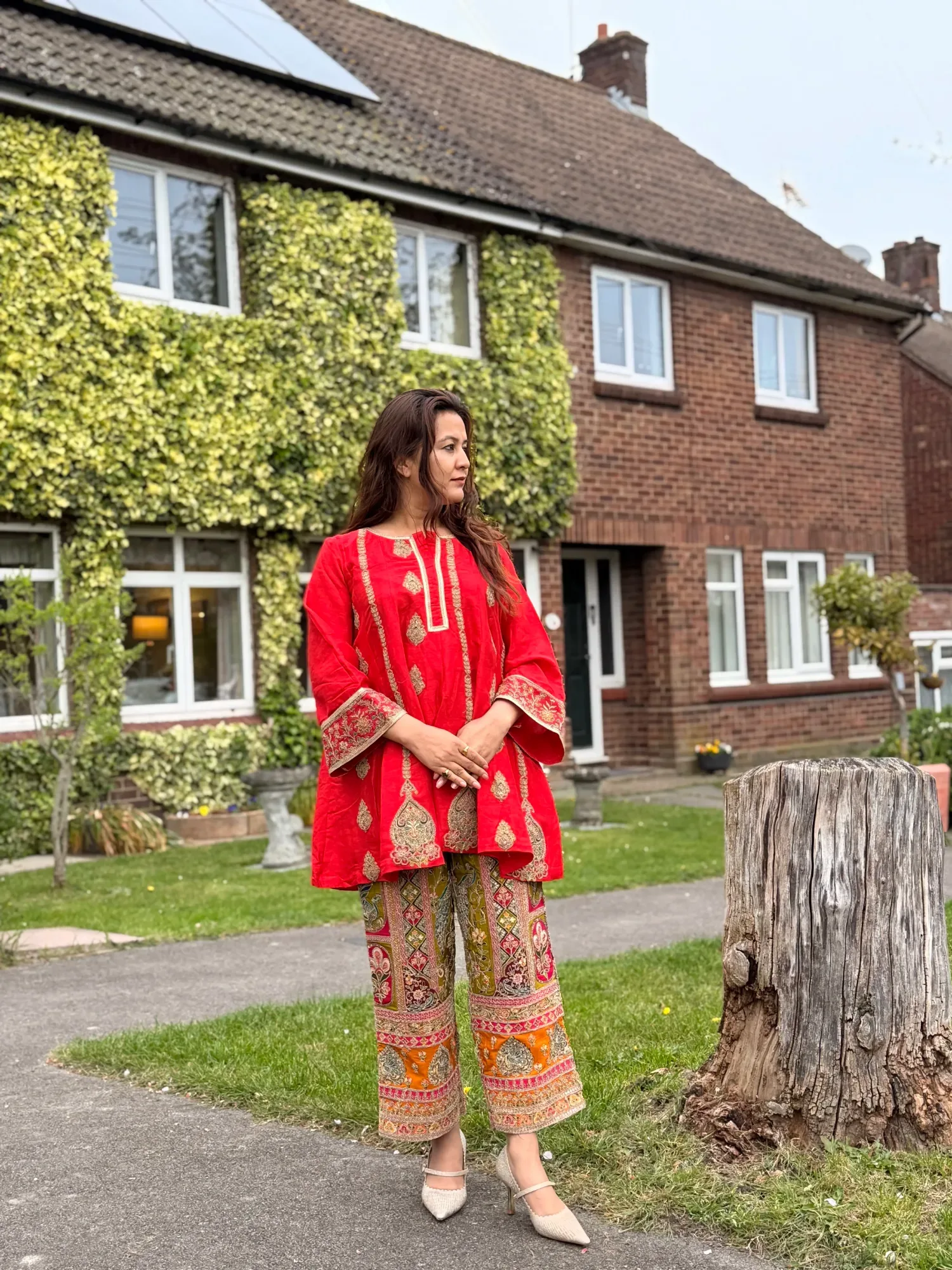 Ruby Royal Embroidered Kurta Set — view 2